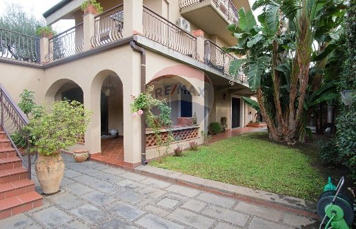 casa indipendente in vendita a Sant'Agata li Battiati