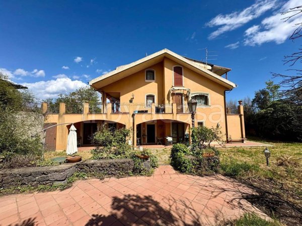 villa in vendita a Sant'Agata li Battiati
