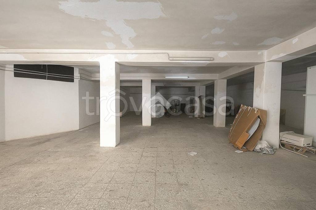 negozio in vendita a Sant'Agata li Battiati