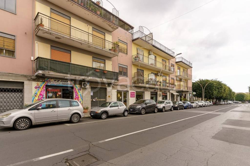 appartamento in vendita a Sant'Agata li Battiati