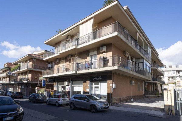 appartamento in vendita a Sant'Agata li Battiati