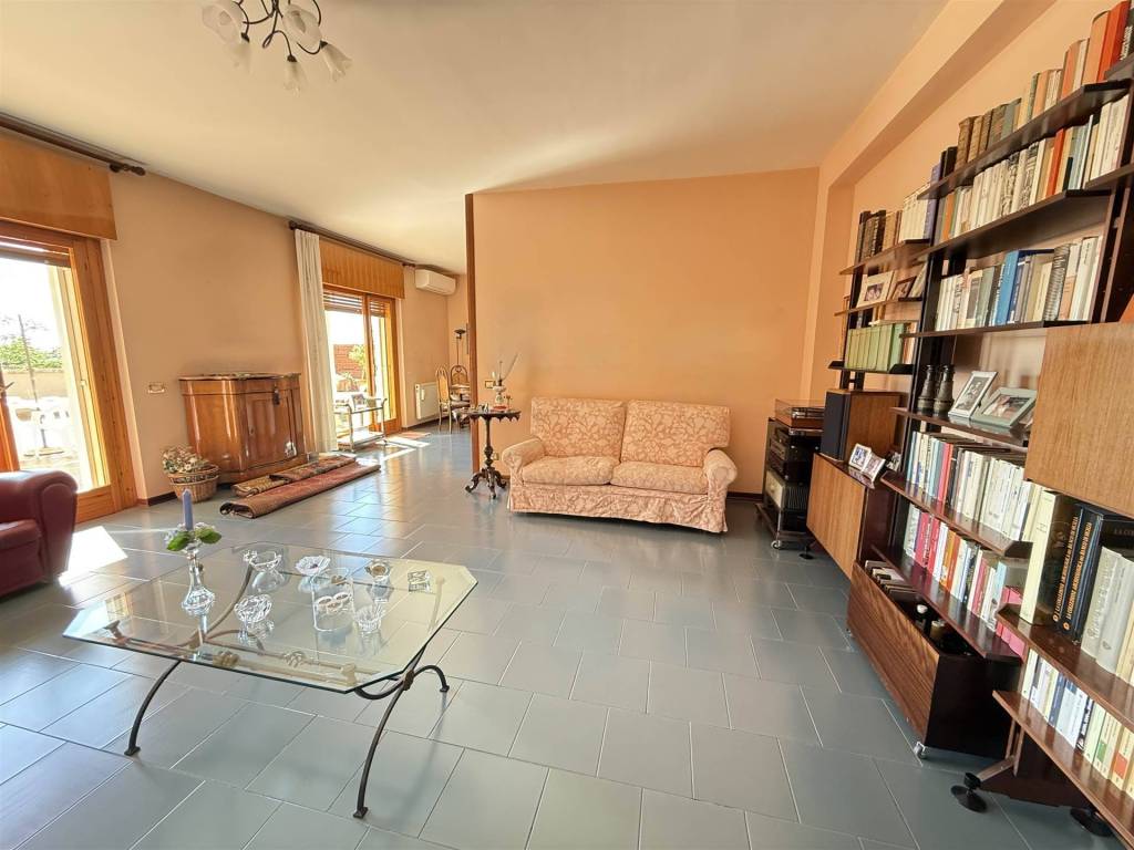 appartamento in vendita a Sant'Agata li Battiati