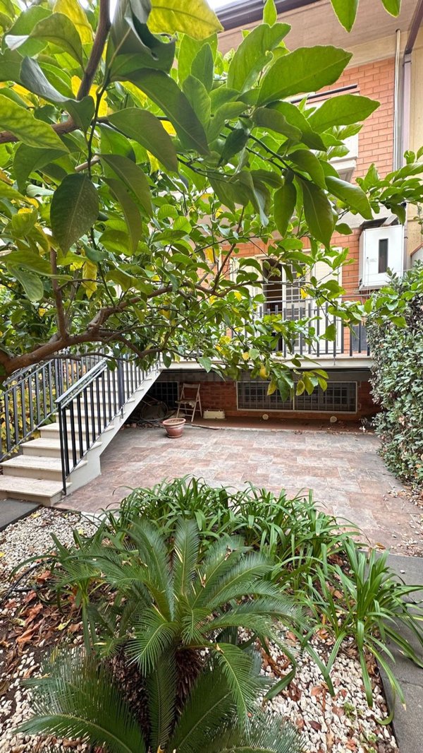 casa indipendente in vendita a Sant'Agata li Battiati