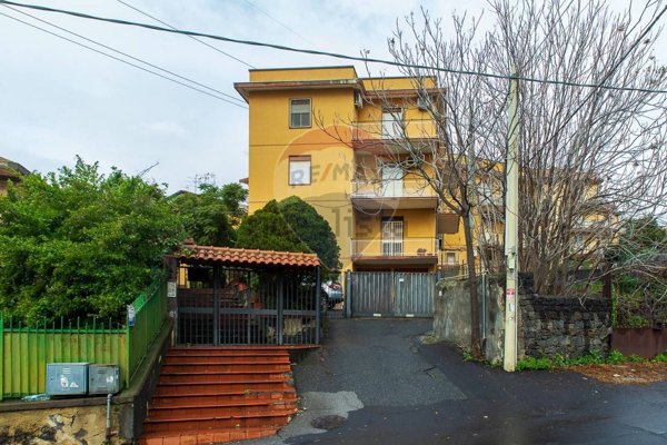 appartamento in vendita a Sant'Agata li Battiati