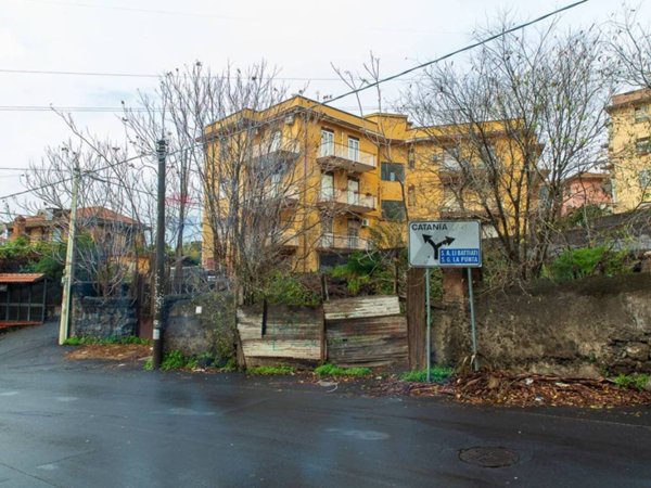 appartamento in vendita a Sant'Agata li Battiati