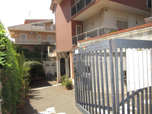 negozio in vendita a Sant'Agata li Battiati