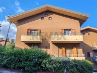 casa indipendente in vendita a Sant'Agata li Battiati