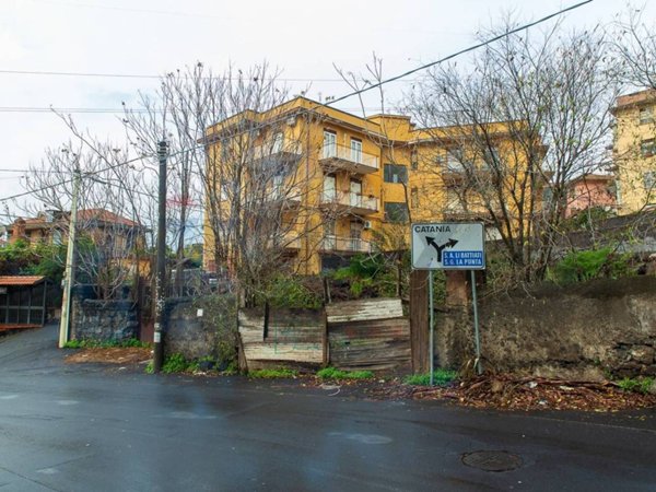 appartamento in vendita a Sant'Agata li Battiati