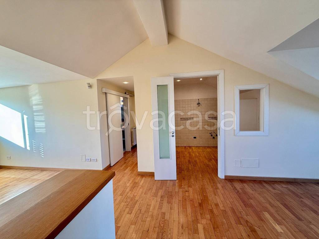 appartamento in vendita a Sant'Agata li Battiati