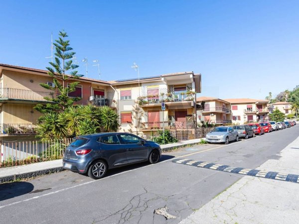 appartamento in vendita a Sant'Agata li Battiati