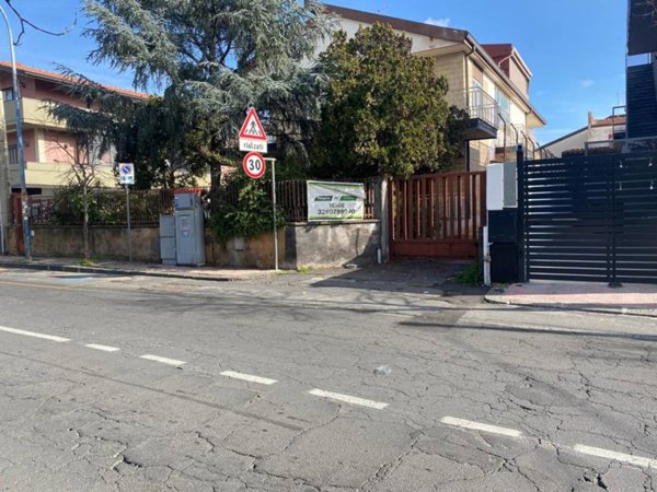 casa indipendente in vendita a Sant'Agata li Battiati