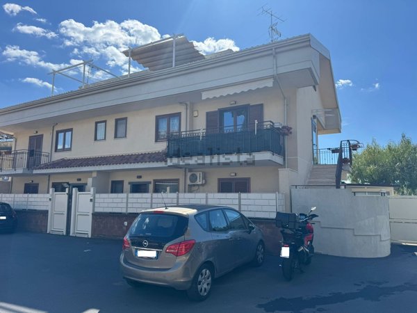 pentavano in vendita a Sant'Agata li Battiati