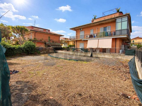 casa indipendente in vendita a Sant'Agata li Battiati