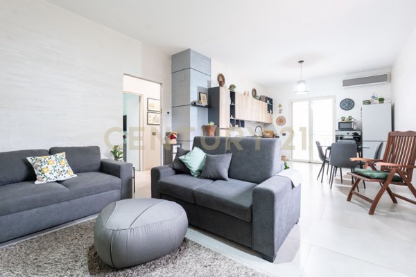 casa indipendente in vendita a Sant'Agata li Battiati