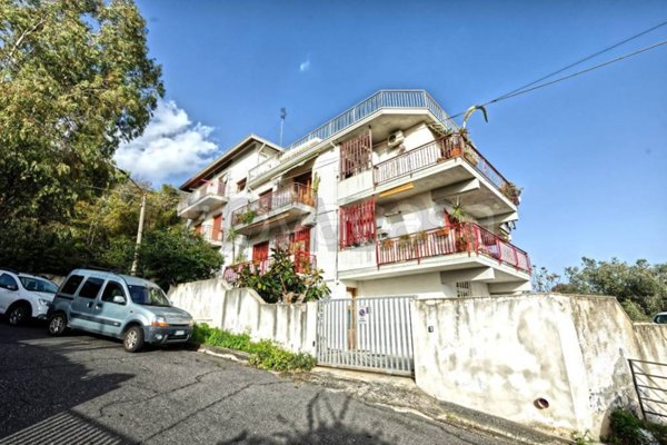 appartamento in vendita a Sant'Agata li Battiati