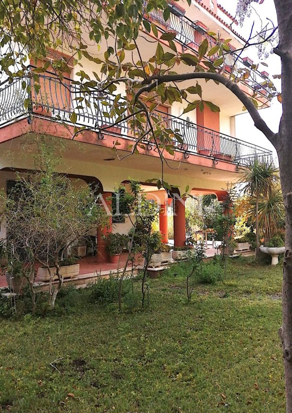 casa indipendente in vendita a Sant'Agata li Battiati