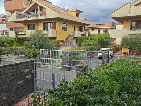 appartamento in vendita a Sant'Agata li Battiati