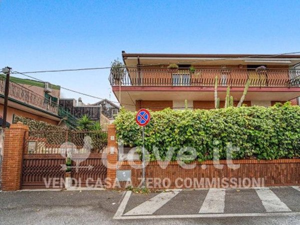 casa indipendente in vendita a Sant'Agata li Battiati