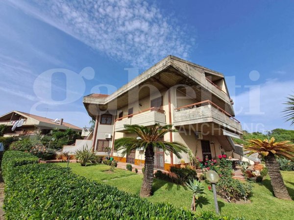 appartamento in vendita a Sant'Agata li Battiati