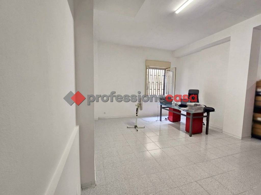 ufficio in vendita a Sant'Agata li Battiati