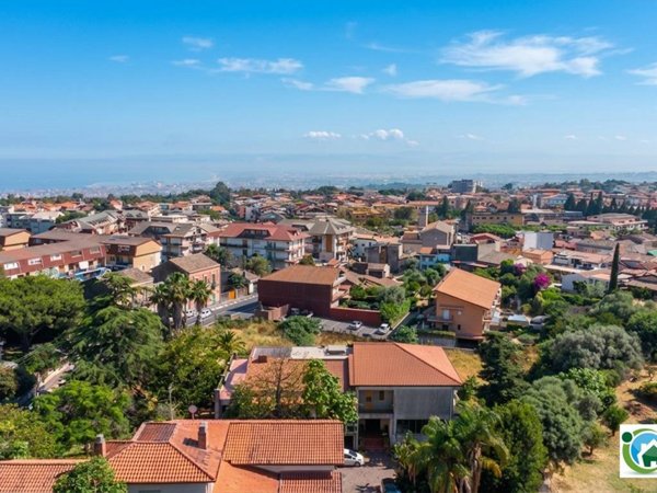 casa indipendente in vendita a Sant'Agata li Battiati