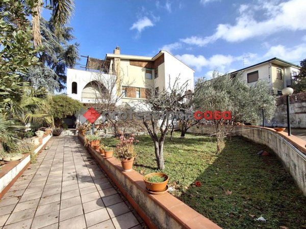casa indipendente in vendita a Sant'Agata li Battiati