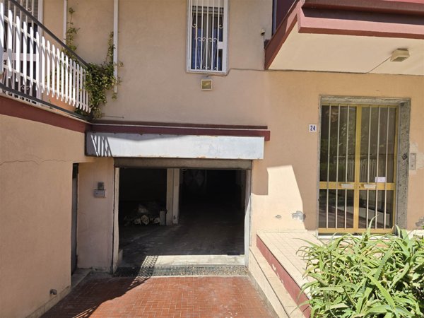 box auto in vendita a Sant'Agata li Battiati