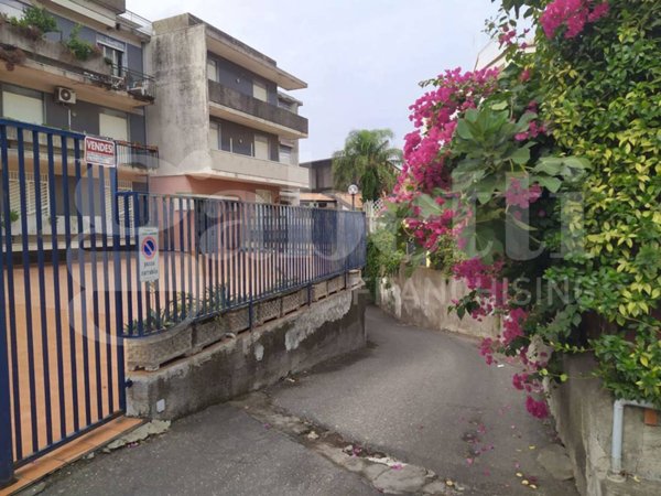 box auto in vendita a Sant'Agata li Battiati