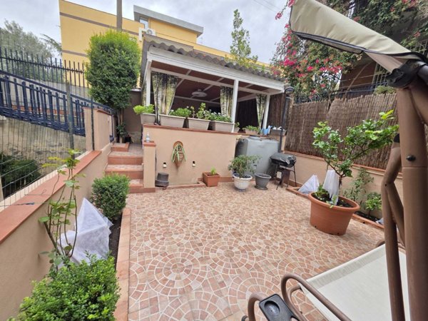appartamento in vendita a Sant'Agata li Battiati