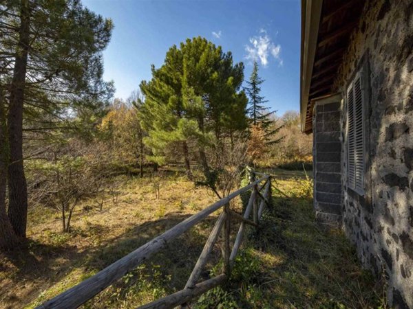 casa indipendente in vendita a Sant'Alfio