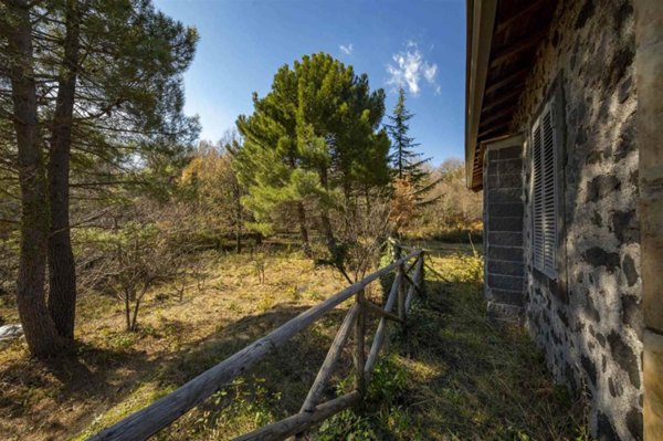 casa indipendente in vendita a Sant'Alfio