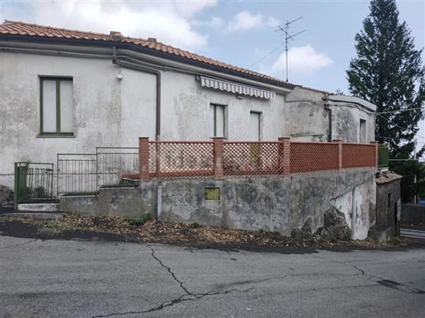 appartamento in vendita a Sant'Alfio