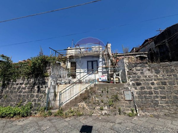 appartamento in vendita a Sant'Alfio