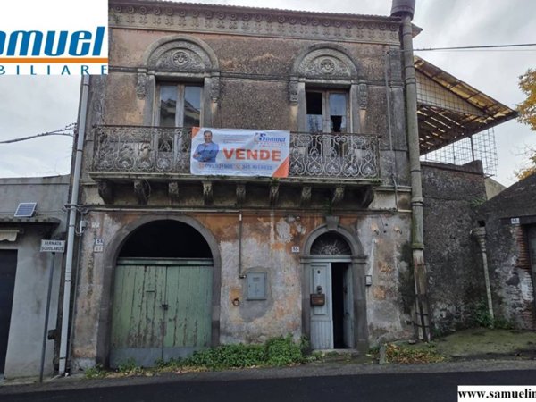 casa indipendente in vendita a Sant'Alfio