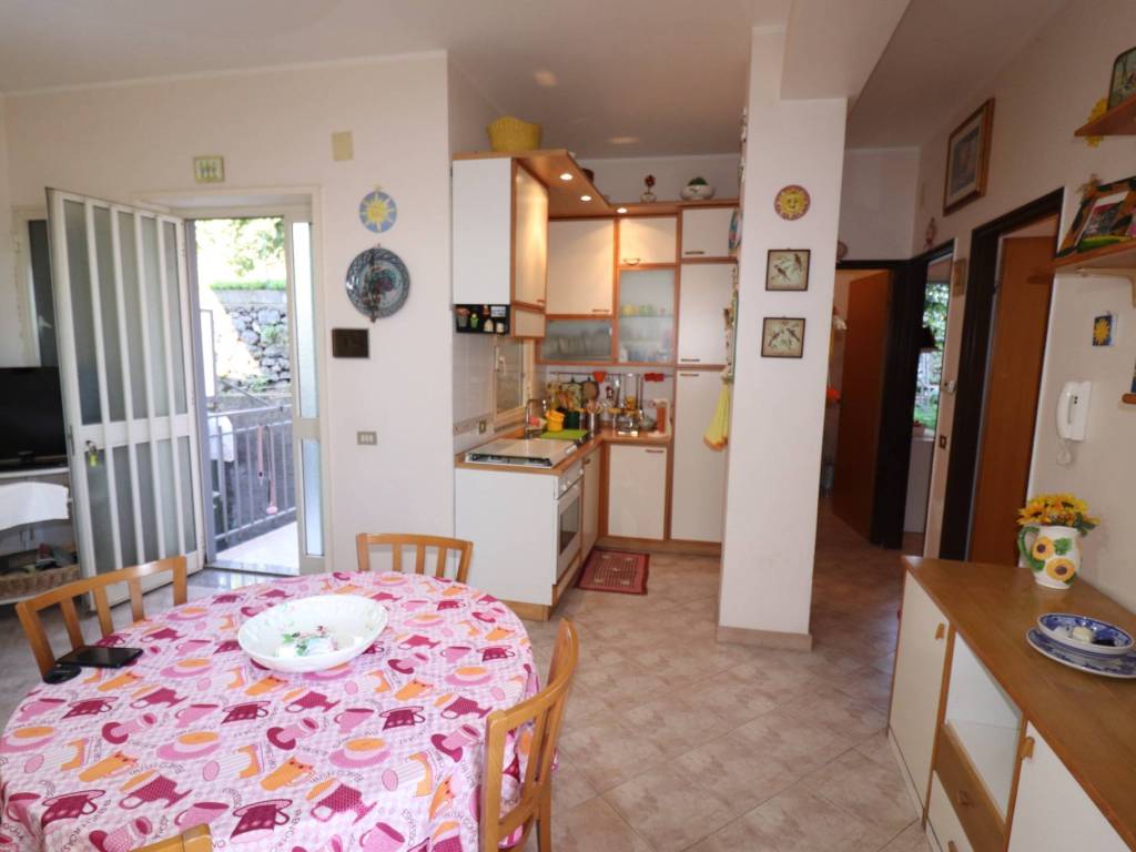 appartamento in vendita a Sant'Alfio