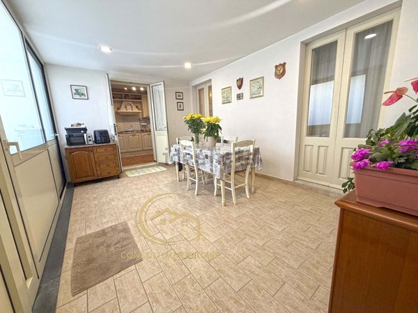 casa indipendente in vendita a Sant'Alfio