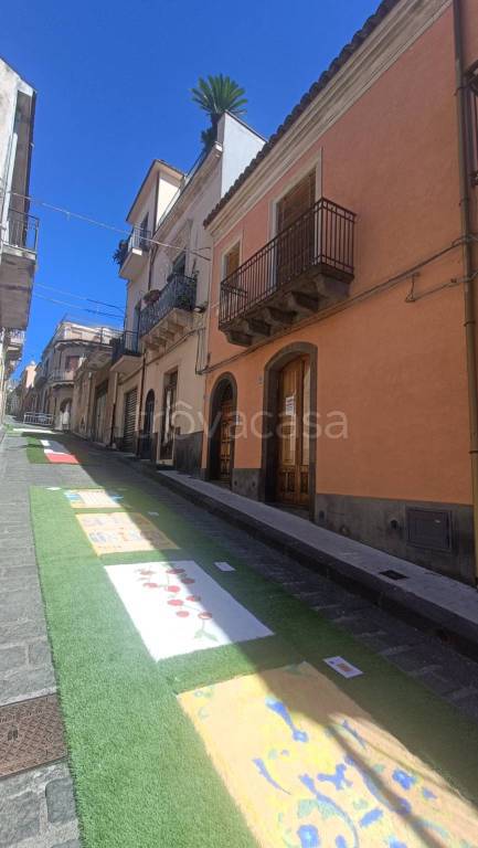 casa indipendente in vendita a Sant'Alfio