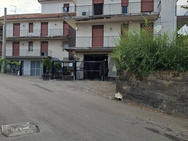 appartamento in vendita a Sant'Alfio