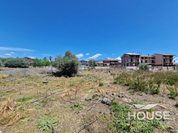 terreno agricolo in vendita a Santa Maria di Licodia