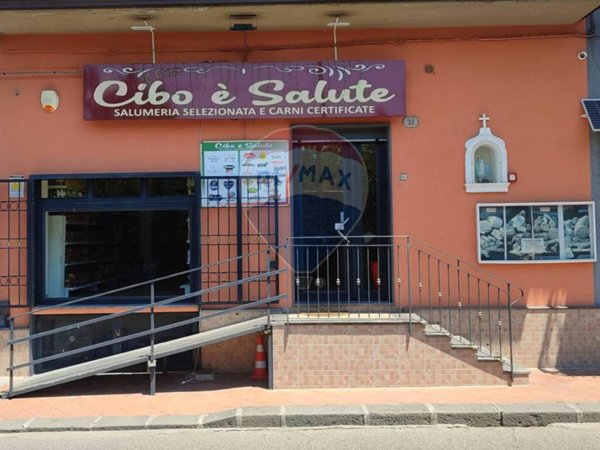 negozio in vendita a Santa Maria di Licodia