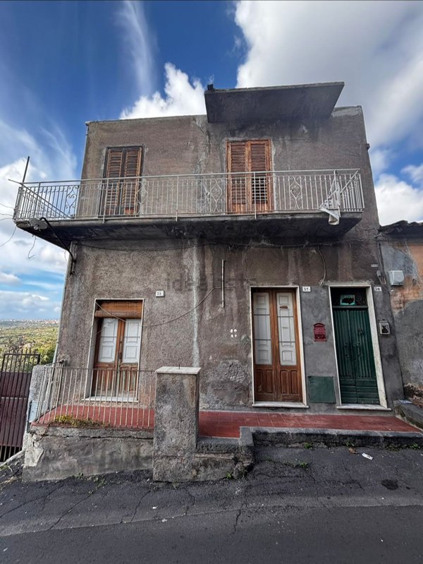 appartamento in vendita a Santa Maria di Licodia