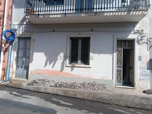 appartamento in vendita a Santa Maria di Licodia