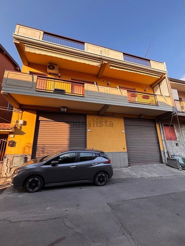 appartamento in vendita a Santa Maria di Licodia