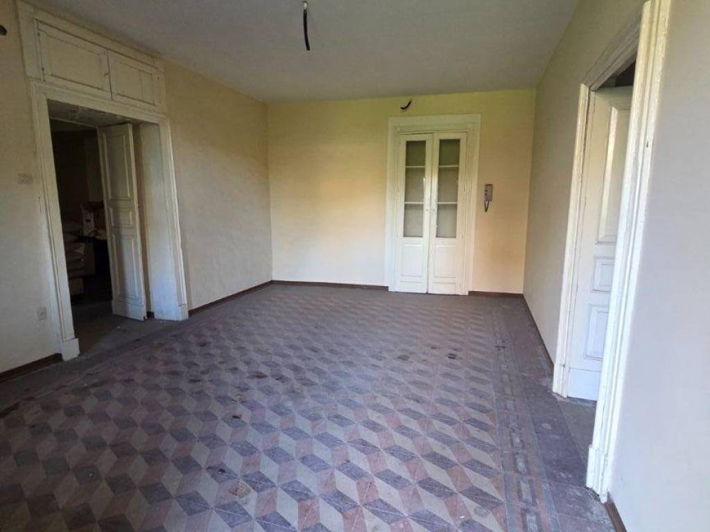 casa indipendente in vendita a Santa Maria di Licodia