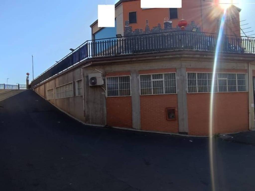 negozio in vendita a Santa Maria di Licodia