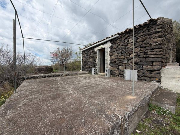 terreno agricolo in vendita a Santa Maria di Licodia
