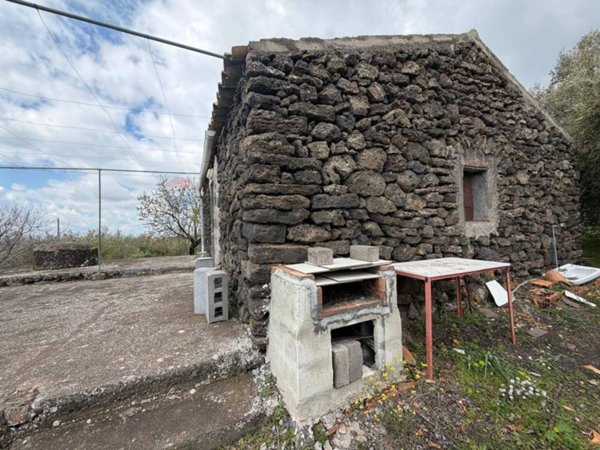 terreno agricolo in vendita a Santa Maria di Licodia