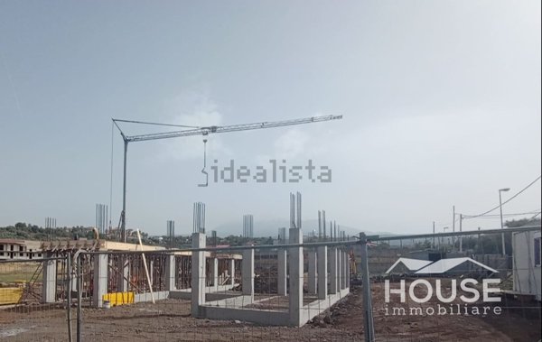 casa indipendente in vendita a Santa Maria di Licodia