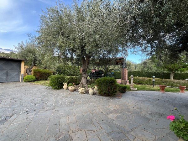 appartamento in vendita a Santa Maria di Licodia