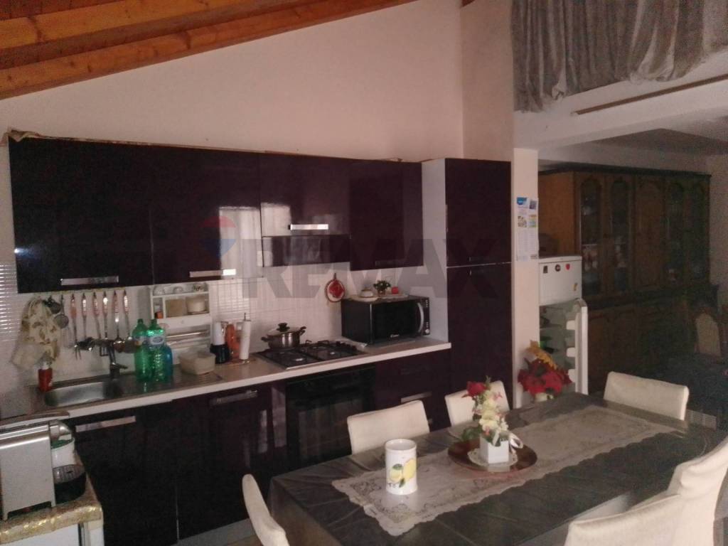 casa indipendente in vendita a Santa Maria di Licodia